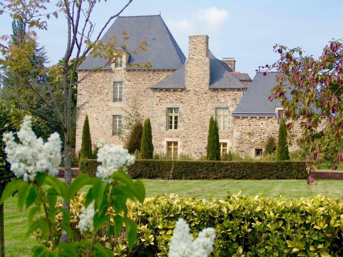 B&B Le Plessix - Manoir Le Plessix Madeuc Corseul Kültér fotó